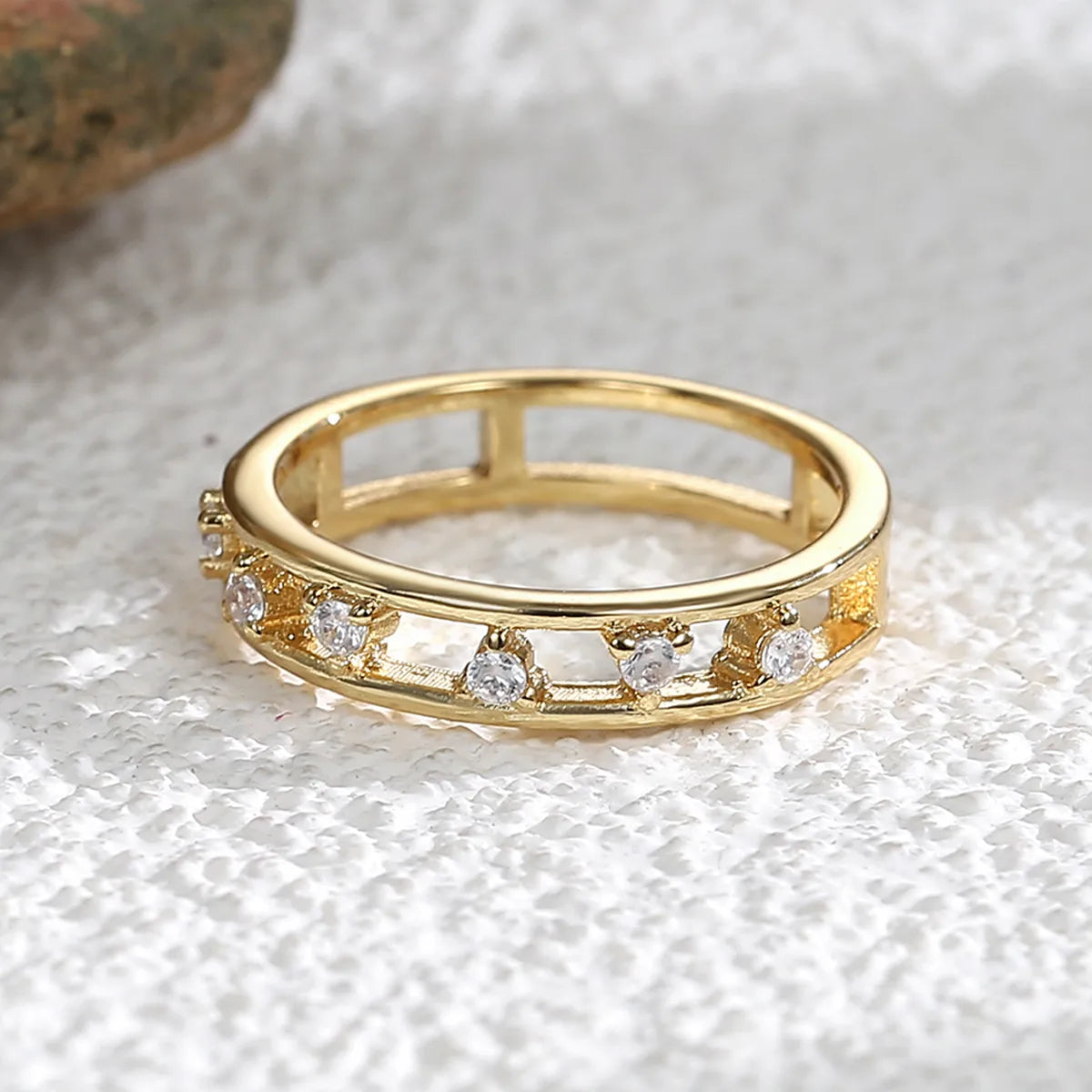 Double-Layer Hollow Inlaid Zircon