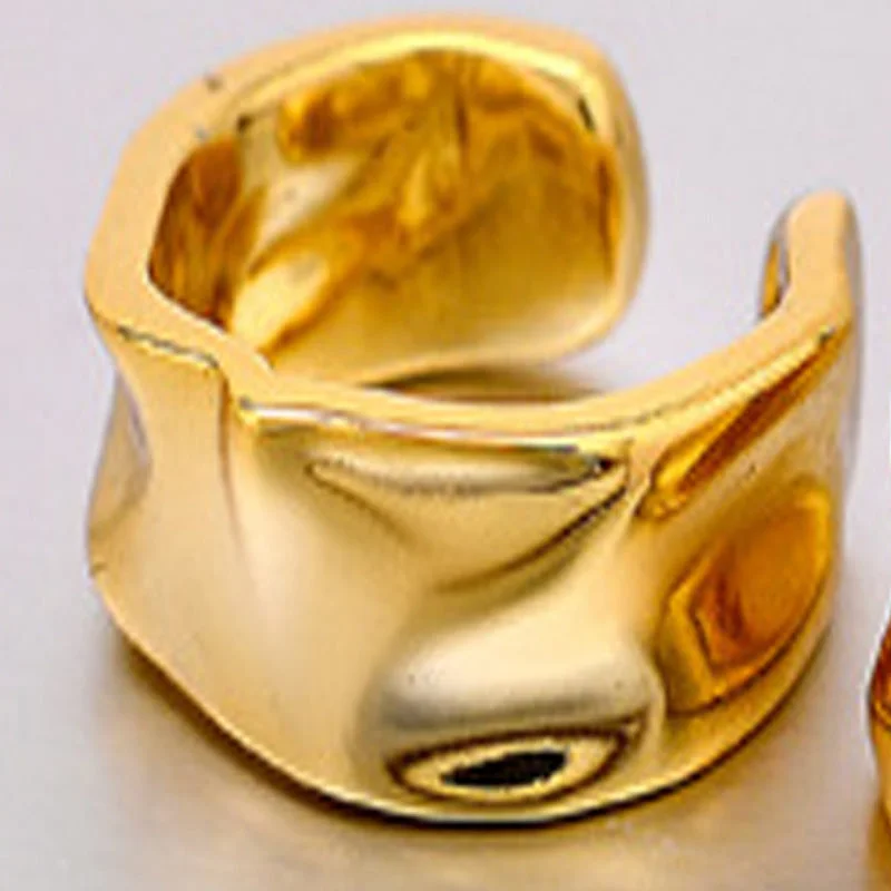 18K Gold (Single)