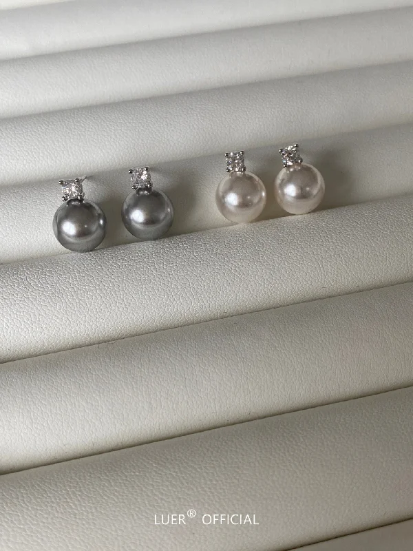 Shijia 14mm Gray Pearl Princess Ear Studs