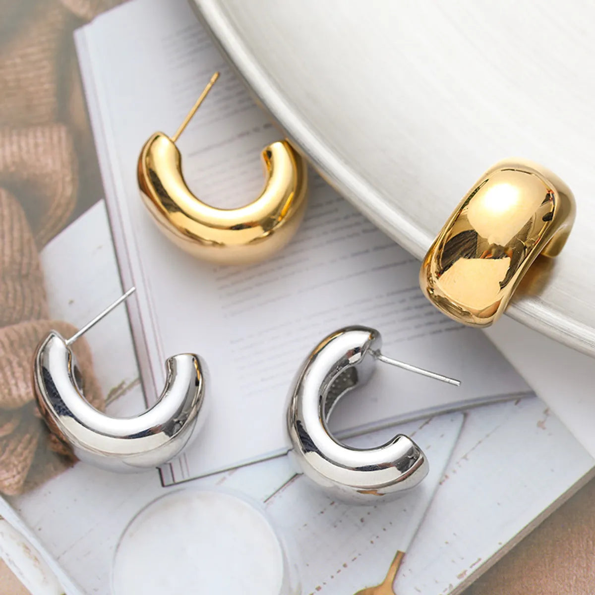 1 Pair Retro Geometric Plating Copper Ear Studs